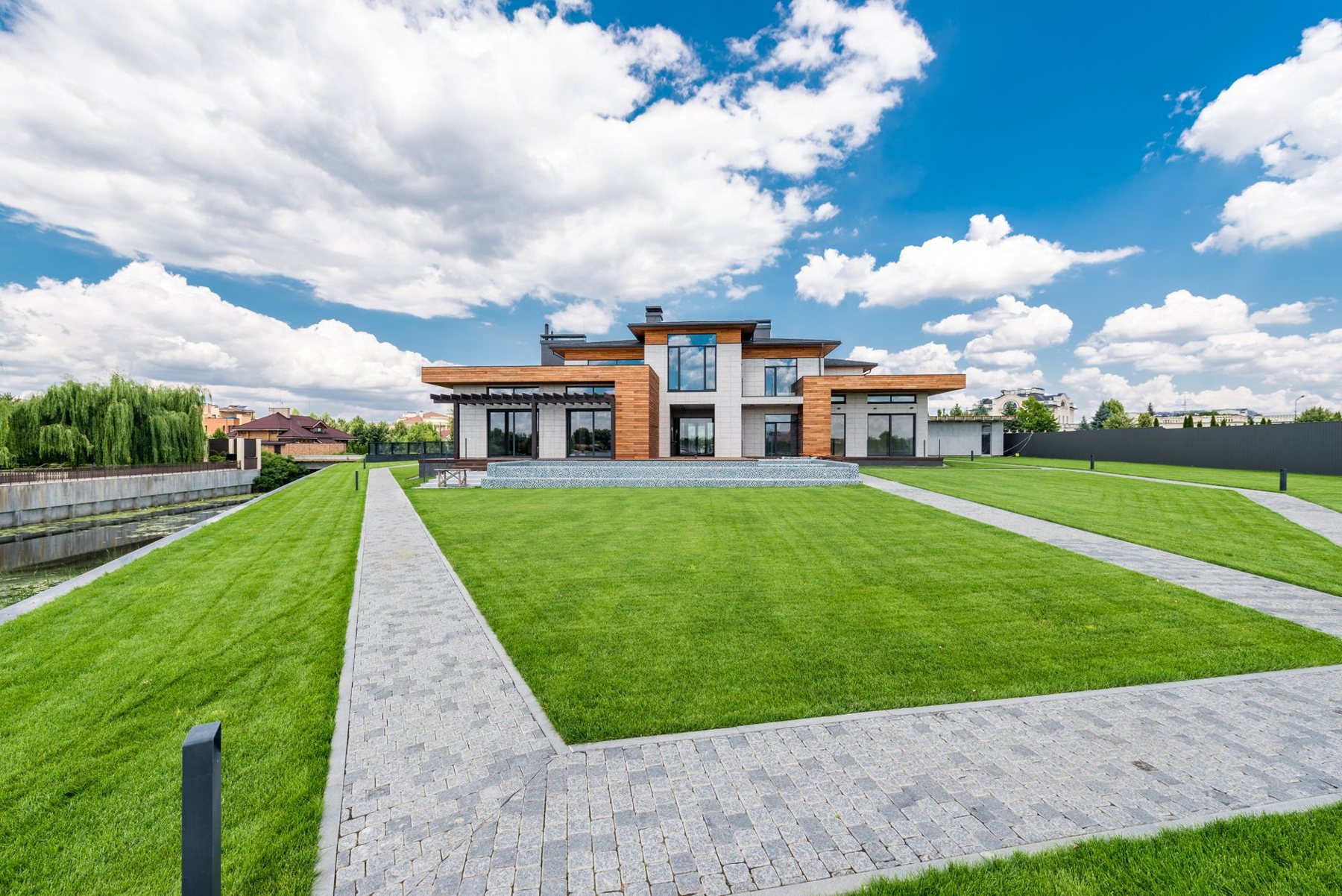 Artificial turf installation in Paradise Valley, AZ